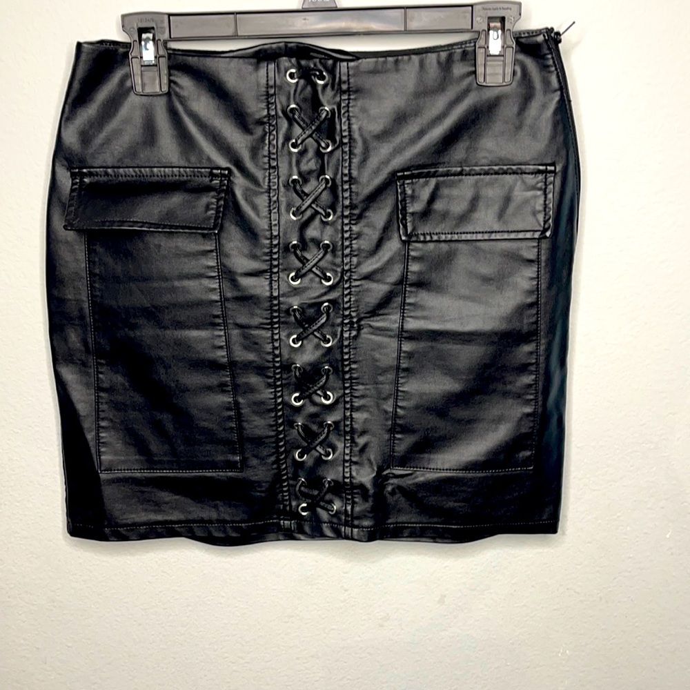Black skirt